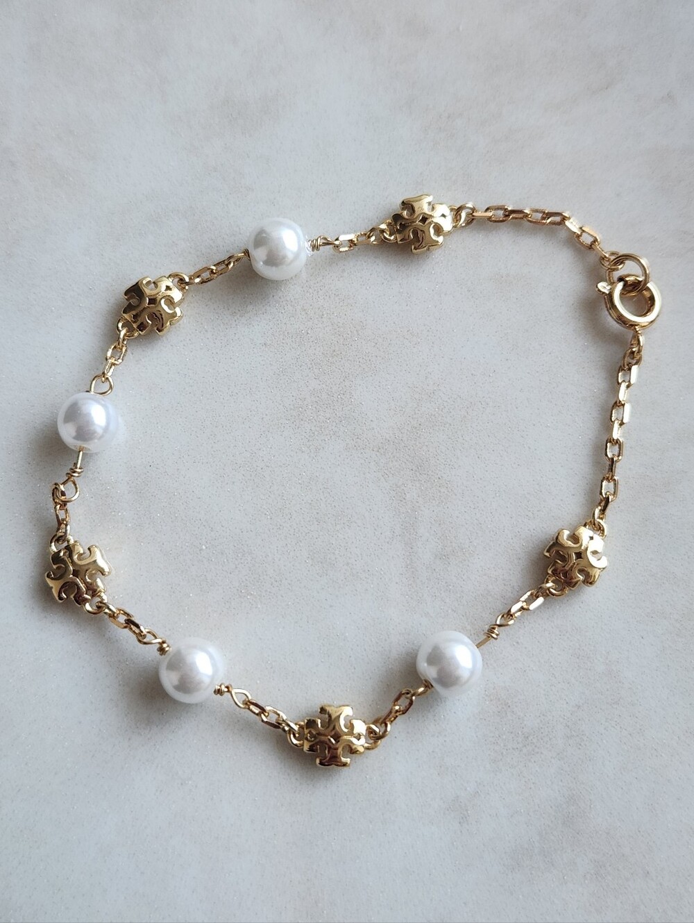 Tory Burch Pearl And Logo Bracelet